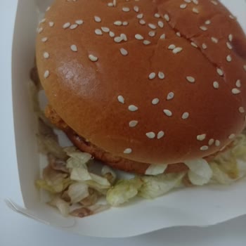 McDonald's Kokmuş Bozulmuş Menü Göndermesi