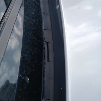 BMW Cam Lastiği Dökülmesi Kronik Mi Tesadüf Mü?