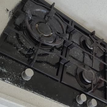 Simfer Den Yeni Aldığımız Ocak Patladı Ve Çöp Oldu