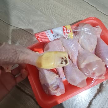 Şenpiliç Sen Piliç Tavuk Siyah Renklenme