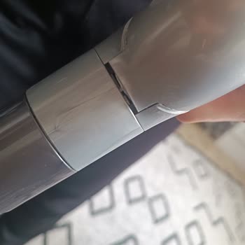 Dyson Türkiye Garantili Ürünü Kabul Etmiyor.