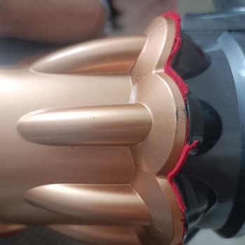 Dyson Türkiye Garantili Ürünü Kabul Etmiyor.