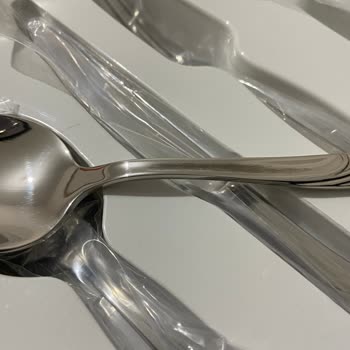 Nehir Madeni Eşya Yemek Kaşığında Kararma Sorunu Ve Müşteri Hizmetleri İletişim Problemi