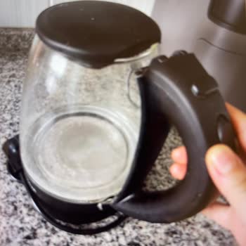 Kusurlu Ürün Kiwi Home Su Isıtıcısı