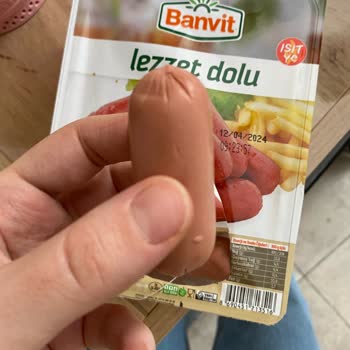 Banvit Sosis Renk Garipliği