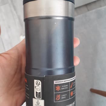Gratis Stanley Hasarlı Gelen 2 Termosu Değişim Yapmıyor