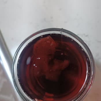 İçim Meyve Suyundan Değişik Bir Madde Çıktı