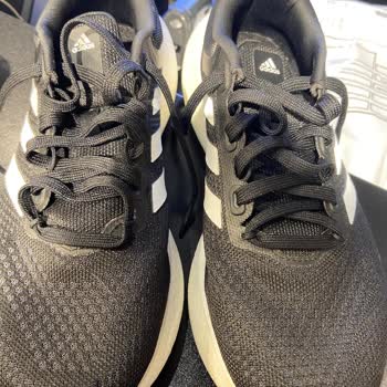 Antalya Adidas Mağazasında Numara Problemi