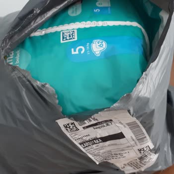 Carrefour SA Deposunda Bebek Bezi Kalmamış, Şaka Gibi