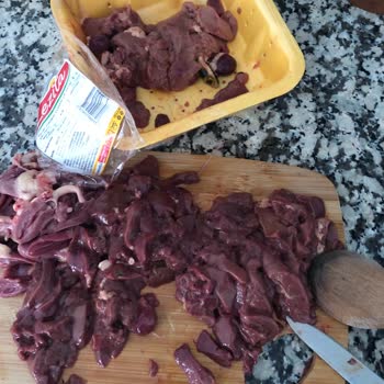 Lezita Bozuk Ürünleri Karıştırıp Piyasaya Sürüyor