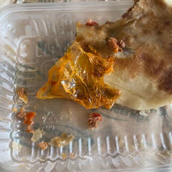 Çengelköy Börekçisi (Bir İstanbul Klasiği) Pidenin İçinden Çıkan Streç Film