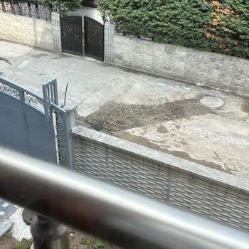 Serdivan Belediyesi Yol Çalışma Rezilli Acil Yardim Bekliyorum