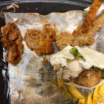 Cajun Corner Çok Kötü Bir Yemek Ve Çok Yavaş Bir Servis