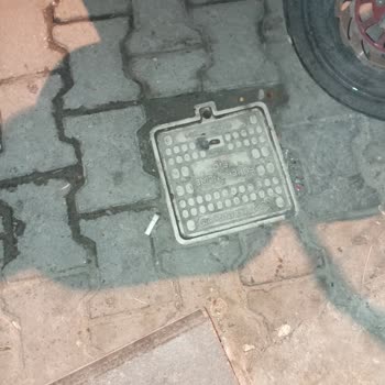 Superonline Fiber Çalışması Binaya Kutu Konması