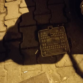 Superonline Fiber Çalışması Binaya Kutu Konması