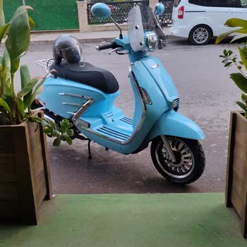 RKS Motor Sıfır Aldım 200km Oldu Ve Bozuldu RKS Bayiside Çok İlgisiz Bu Konuda