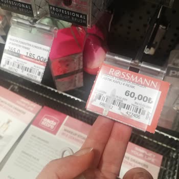 Rossmann Trump Towers Etiket Ve Kasadaki Fiyat Farkı
