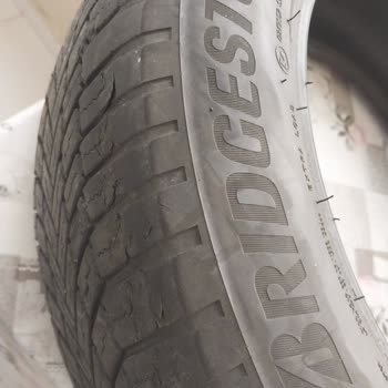 Bridgestone Hatalı Lastiklerine Sahip Çıkmıyor