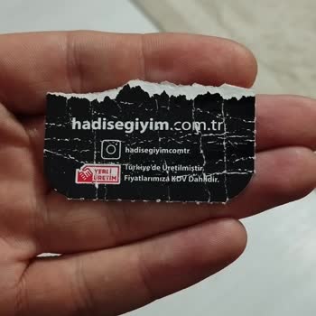 Hadise Giyim Mağazası Ürünü Etiket Fiyatından Alamadım