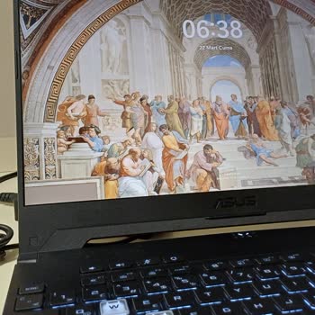 Asus Bilgisayar Asus Tuf Dash F15 Bilgisayarım Yamuk