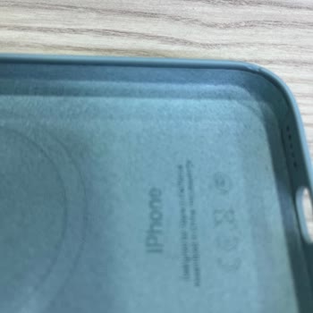 Apple Kılıf Renk Ve Parçalanma Problemi
