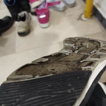 05.03.2023 Tarihinde Aldığım Skechers Ayakkabı Hakkında