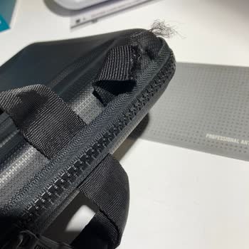 Thule Bag Vatandan Alınan Kusurlu Thule 14" Çanta