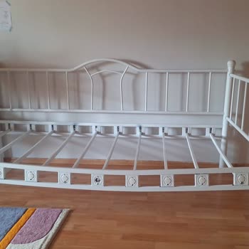 Vivense Karyola Yamuldu Fakat Muhatap Yok