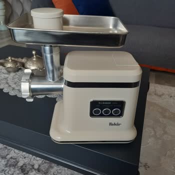 Fakir Kusurlu Ürün Satıyor