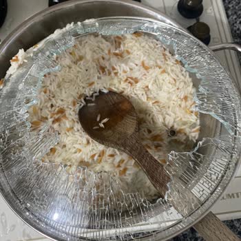 Korkmaz Mutfak Eşyaları Tencere Kapakları Parçalandı