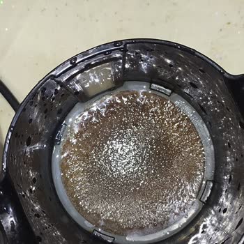 Karaca Hatır Hüp Kahve Makinesinin Dibinin Tutması.