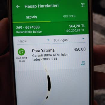 Garanti Bankası Bankamatikte Sıkışan Para