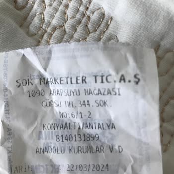Şok Marketler Kasiyerden Beklenen Saygılı Hizmet Eksikliği
