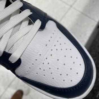 Nike Kalitesizliği! Pahalı Fiyattan, Ucuz Kalite Hizmeti