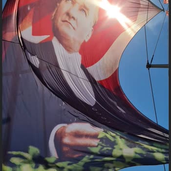 Buket Bayrak & Reklam Tanıtım Sistemleri İmha Edilen Bayrak