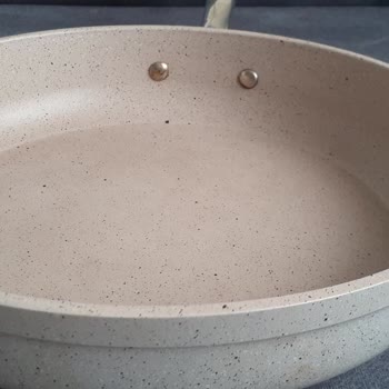 Korkmaz Mutfak Eşyaları Korkmaz Tava 3. Kullanımdan Sonra Çöp