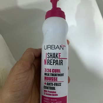 Urban Care Köpük Yarı Dolu Olmadığına Rağmen Sıkılmıyor.