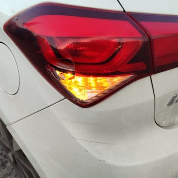 Trendyol GO Kuryesi Aracıma Çarpıp Kaçtı