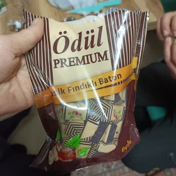 Beyoğlu Çikolata Kapalı Paketten Kurtlanmış Çikolata