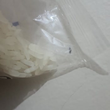 Migros 'Tan Aldığım Üründe Canlı Böcek Çıktı.