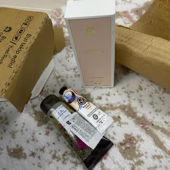 Yves Rocher Eksik Ürün Gönderdi Eksiksiz Teslim Edildiğini Söylüyor.