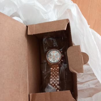 Trendyol Express TY'NİN Diyar Diyar Gezdirip, Gezdirirken De Kaybettiği Çiçekler