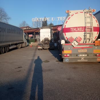 Yeni Sivas Tur Terminale Girmeyip Yol Üstünde Attı