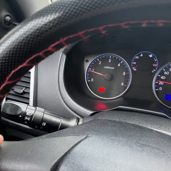 Hyundai Assan Bilmediğim Kırmızı Işık Ve Sarı Motor Işığı