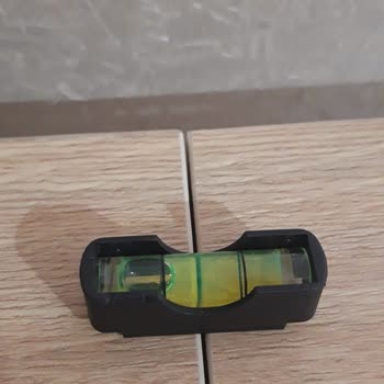 Vivense'den Hasarlı Masa Kurulumu