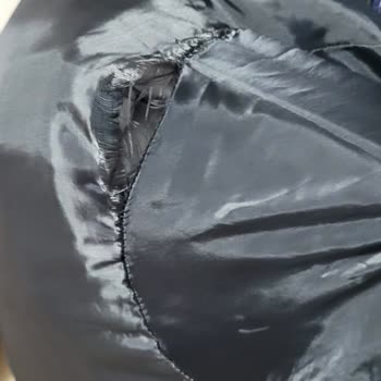 Slazenger Mont Dikiş Yırtılması