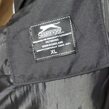 Slazenger Mont Dikiş Yırtılması