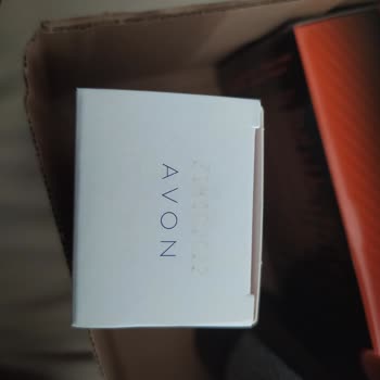 Avon Kozmetik Tarihi Geçmiş Ürün