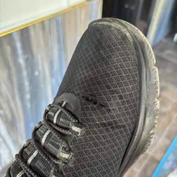 Skechers Ayakkabı Ve Trendyol Satıcı