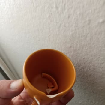 Yurtiçi Kargo Kargoları Gelişi Güzel Atmasalar Çok İyi Olur